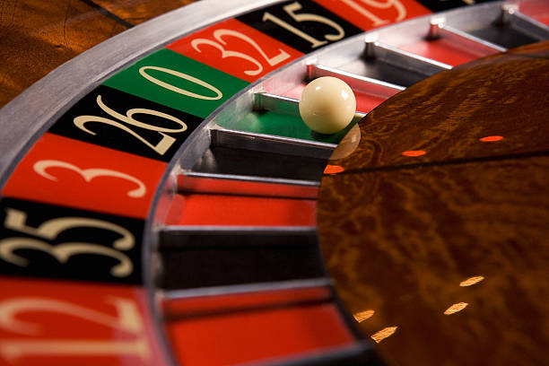 m77casino togel mobile app installation screen showing Android and iOS options