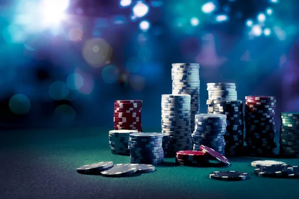 Live dealer table preview on phone
